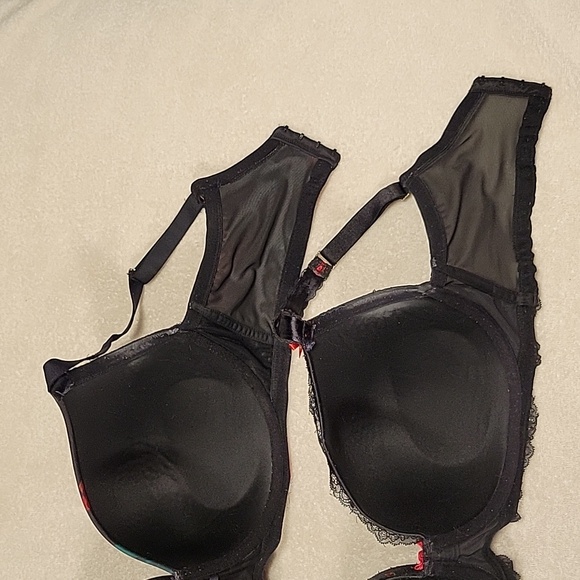 Cacique Black and Red Padded Bras Intimates & Sleepwear - Picture 10 of 12